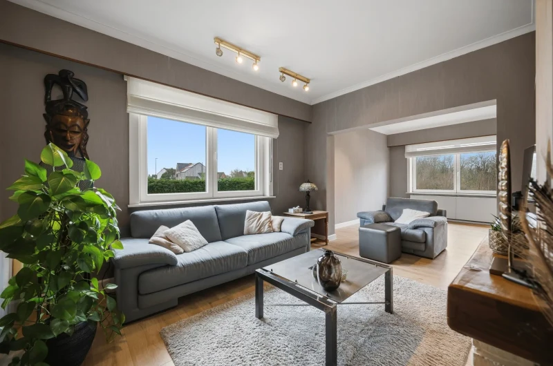 Instapklare woning met handelspand op een goede locatie