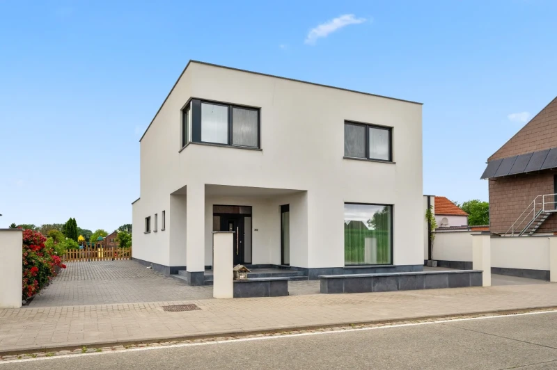 Prachtige woning met 5 slpks, tuin, terras, garage