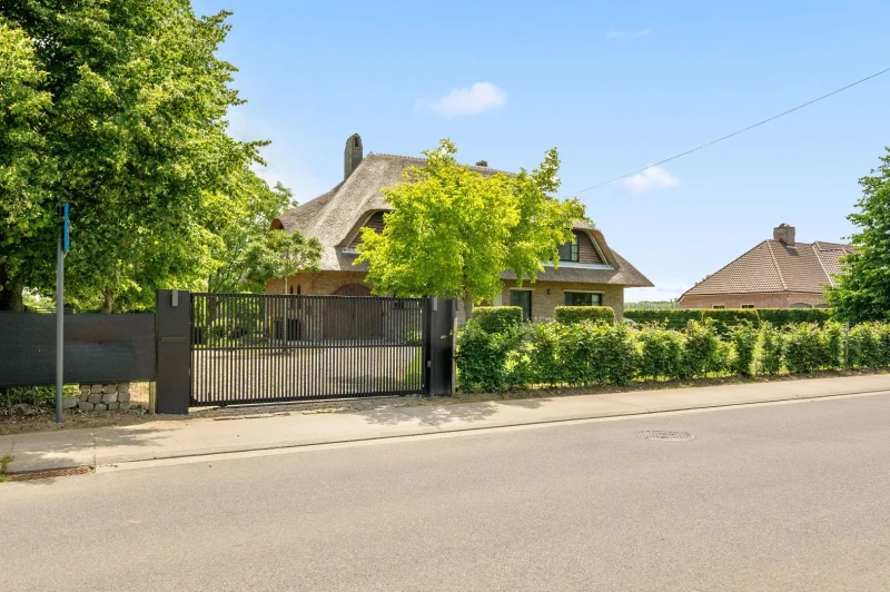 Uitzonderlijke klassevolle villa met 4 slpks en prachtige tuin